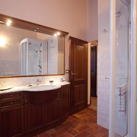 Relais Corte Dei Turchi לינה וארוחת בוקר 4*