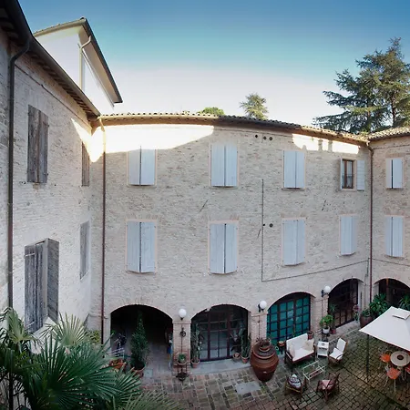 Relais Corte Dei Turchi 4*