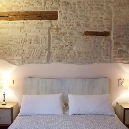 Bed & Breakfast Relais Corte Dei Turchi 4*