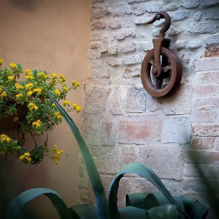 Relais Corte Dei Turchi 3*